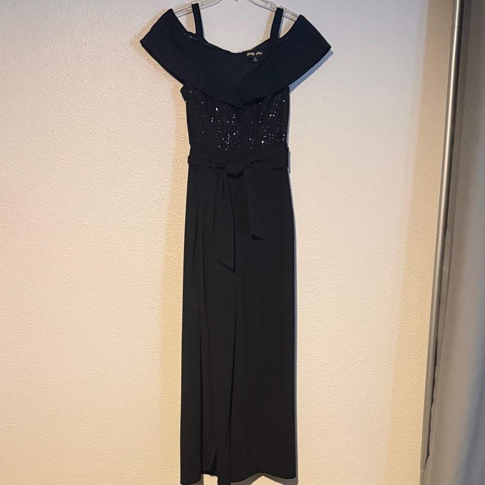 Elegant Black Off-Shoulder Jumpsuit